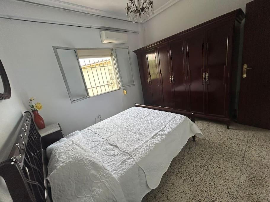 Apartamento Acogedor Seville Exterior photo